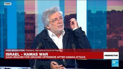 Peace activist Ofer Bronchtein: Israel must 'act calmly' and avoid 'vengeance'