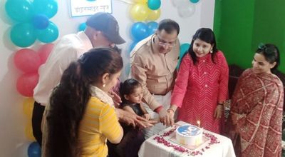 Dynamite News celebrates 8th Anniversary with joy and enthusiasm at Head Office in New Delhi