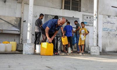 Fears grow people are dehydrating to death in Gaza as clean water runs out