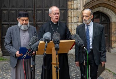 Archbishop of Canterbury condemns rise in antisemitism and urges unity between Muslims and Jews