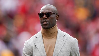 Terrell Owens Struck by Car After Pickup Basketball Dispute, per Authorities