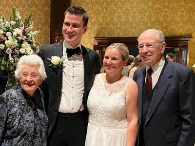 Senator Chuck Grassley celebrates marriage of 20th couple to meet in his office: ‘A true matchmaker!’