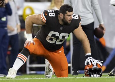 Browns place OG Michael Dunn on Injured Reserve with calf injury