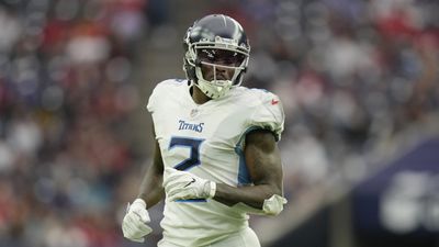 Eagles sign former Titans WR Julio Jones to practice squad