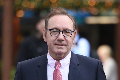 Kevin Spacey met with standing ovation at Oxford University lecture on cancel culture