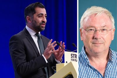 Top economist Richard Murphy gives reaction to Humza Yousaf's bond plans