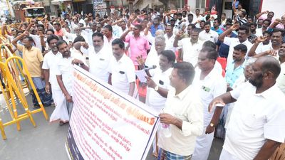 T.N. fishers arrest in Sri Lanka | Protest staged in Rameswaram demanding Centre’s intervention