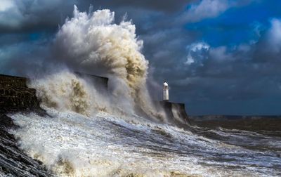 What does a red weather warning from the Met Office mean and is it dangerous?