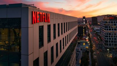 Blockbuster Mocks Netflix’s ‘Netflix House’ As Industry Experts Question Success