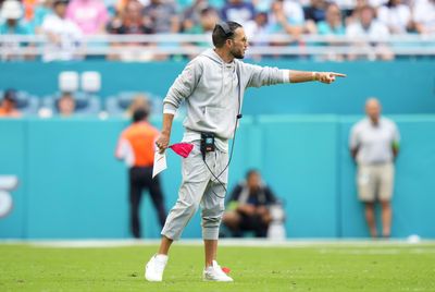 Mike McDaniel is hilarious while mic’d up for Dolphins win vs. Panthers