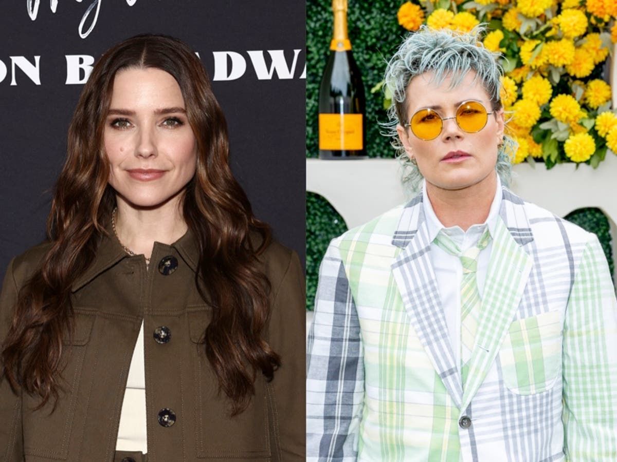 Sophia Bush and Ashlyn Harris are reportedly dating…