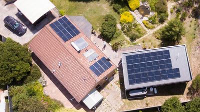 Record rooftop solar slashes wholesale energy prices