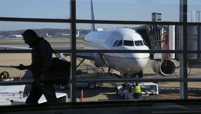 Under United Airlines’ revamped boarding plan, passengers on the aisle might have to wait awhile