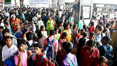Passengers rue long waiting time at PNBS in Vijayawada
