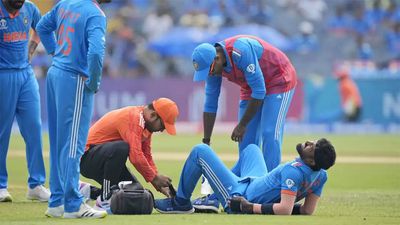 World Cup: Injured Hardik Pandya leaves field during clash against Bangladesh