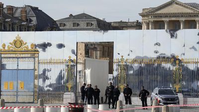 France issues warning to 'pranksters' making false bomb threats