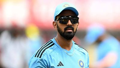 Watch: KL Rahul takes a one-handed blinder to dismiss Mehidy Hasan Miraz