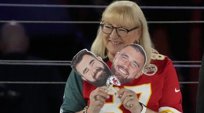 Chiefs’ Travis Kelce Rats Out Mother for Putting Him on Leash As Child