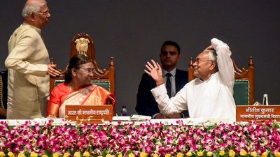 Nitish Kumar talks of ‘friendship’ with BJP leaders, slams last UPA government