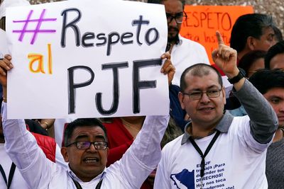Workers at Mexico's federal courts kick off 4-day strike over president's planned budget cuts