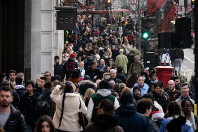Consumer confidence plunges in run-up to festive season