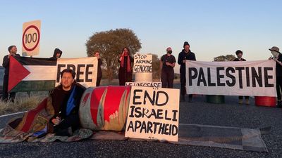 Pro-Palestine activists block entry to Pine Gap base