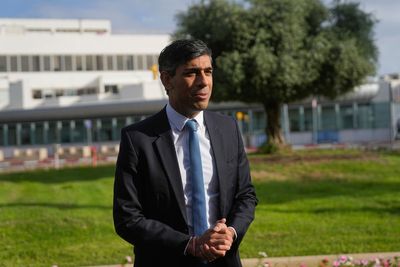 Rishi Sunak steps up diplomatic campaign to avoid wider Middle East war