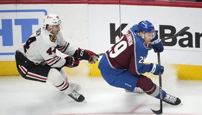 Blackhawks shut out by Avalanche to end road trip