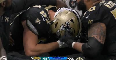 Saints players classily comforted a despondent Foster Moreau after awful drop late in loss