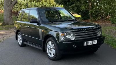 Queen Elizabeth's 110,000 Mile Range Rover Is Heading to Auction