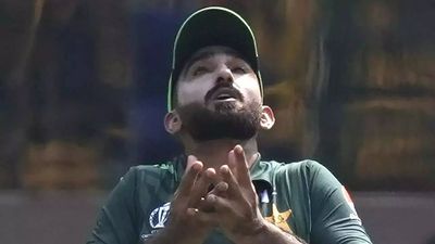 ICC World Cup: Pakistan bowling coach Morne Morkel backs Usama Mir after costly drop