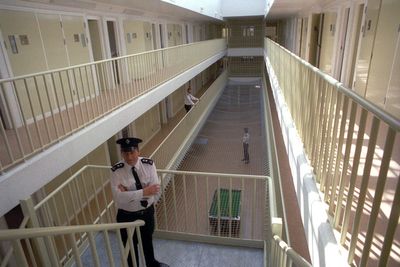 Drones to be banned from flying within 400 metres of prisons