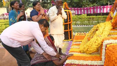 Police martyrs remembered on Commemoration Day in Hubballi, Dharwad