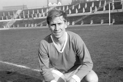 Manchester United and England great Sir Bobby Charlton dies aged 86
