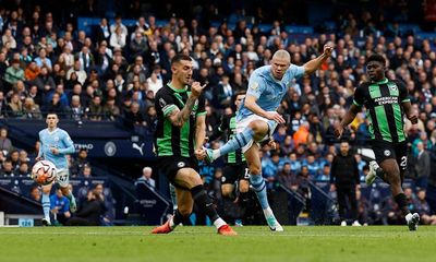 Erling Haaland on target as 10-man Manchester City edge past Brighton