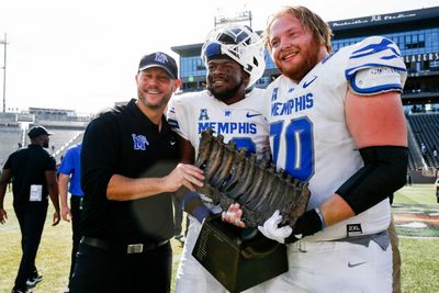 Memphis downs UAB to win 100-pound rack of ribs in ‘Battle for the Bones’