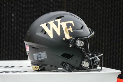 Wake Forest jars Pitt on touchdown pass with 7 seconds left