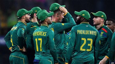 World Cup: South Africa's batting might leaves England's hopes in shambles