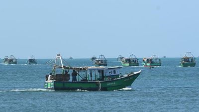 Nagapattinam fishermen robbed at mid-sea, again