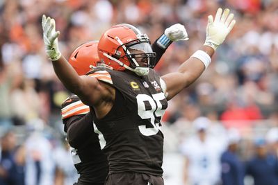 Myles Garrett leaps over Colts’ offensive line and blocks field goal