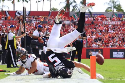 Topshot: Drake London uses head while making catch for Falcons