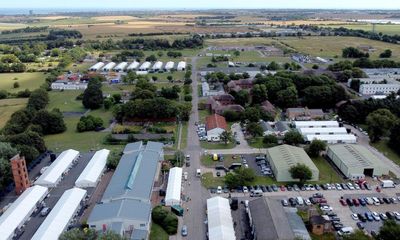 Conditions at Manston centre for asylum seekers ‘unacceptable’