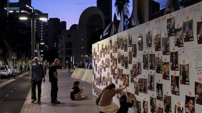 Hamas releases two elderly female Israeli hostages