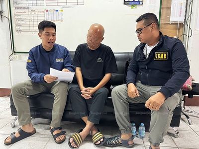 Man held for running fake modelling agency