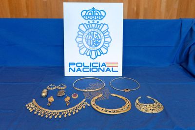 Spanish police say they have confiscated ancient gold jewelry worth millions taken from Ukraine