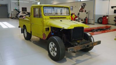 Classic Toyota Land Cruiser Truck Gets Bonkers NASCAR V8 Because SEMA