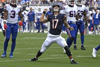 Bears rookie QB Tyson Bagent snags first win in blowout over Raiders