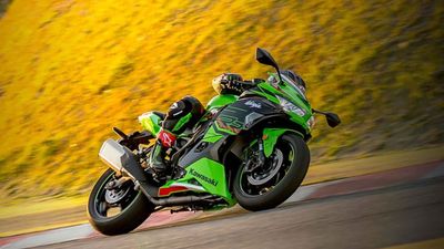 Hit The Road And Track With Kawasaki’s 2024 Ninja ZX-4R And ZX-4RR
