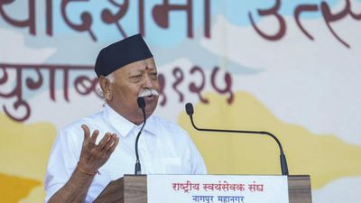 RSS chief cautions people against ‘anti-India’ feelings