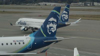 Alaska Airlines pilot charged with 83 counts of attempted murder after 'trying to turn off engines mid-flight'